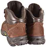 Зимние ботинки «Стайл» (натуральный мех - коричневые) - Для повышения прочности обуви и защиты ног от случайных ударов в носовой и пяточной части вклеены усиливающие элементы